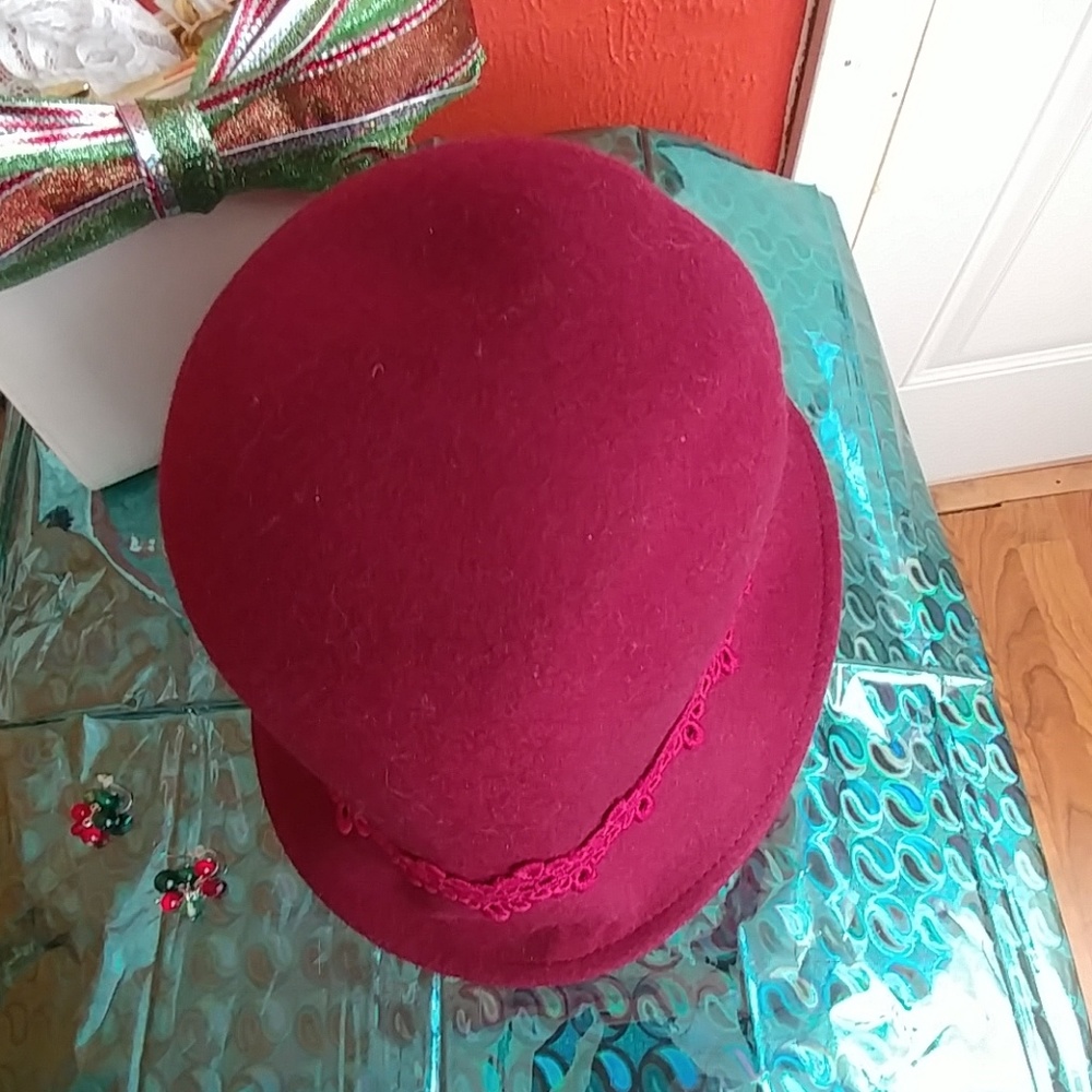 Hat NWOT